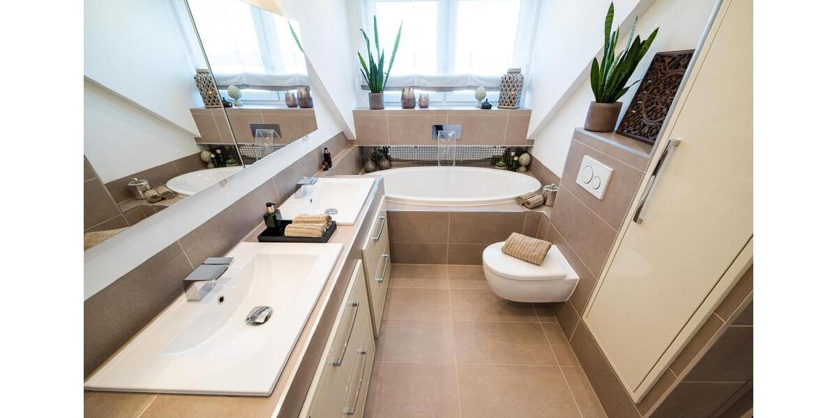 Einfamilienhaus Holzminden - 9 Zimmer, 230 m&sup2;, 2.700&euro; | Angebot:26253737