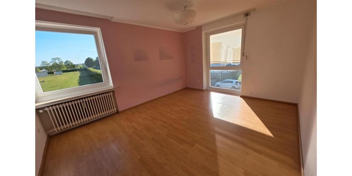 Etagenwohnung Kassel Bettenhausen - 3 Zimmer, 169 m&sup2;, 1.090&euro; | Angebot:26618607