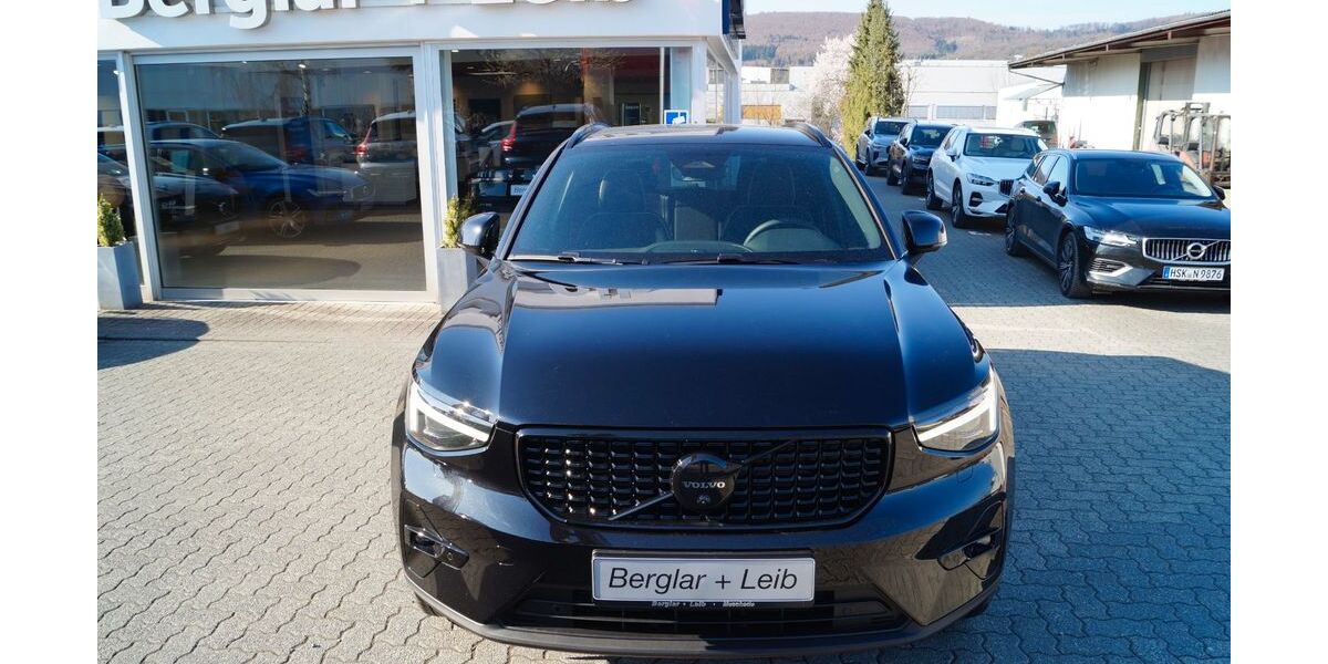 Volvo XC40 2.000 km 48.890 &euro; Meschede 59872