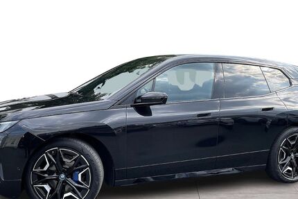 BMW iX 33.398 km 54.890 € Siegen 57076