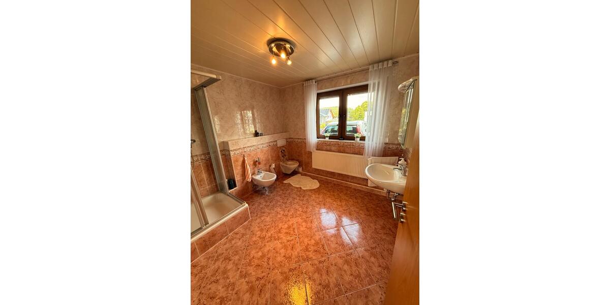 Einfamilienhaus Eitorf - 5 Zimmer, 140 m&sup2;, 600.000&euro; | Angebot:26822390