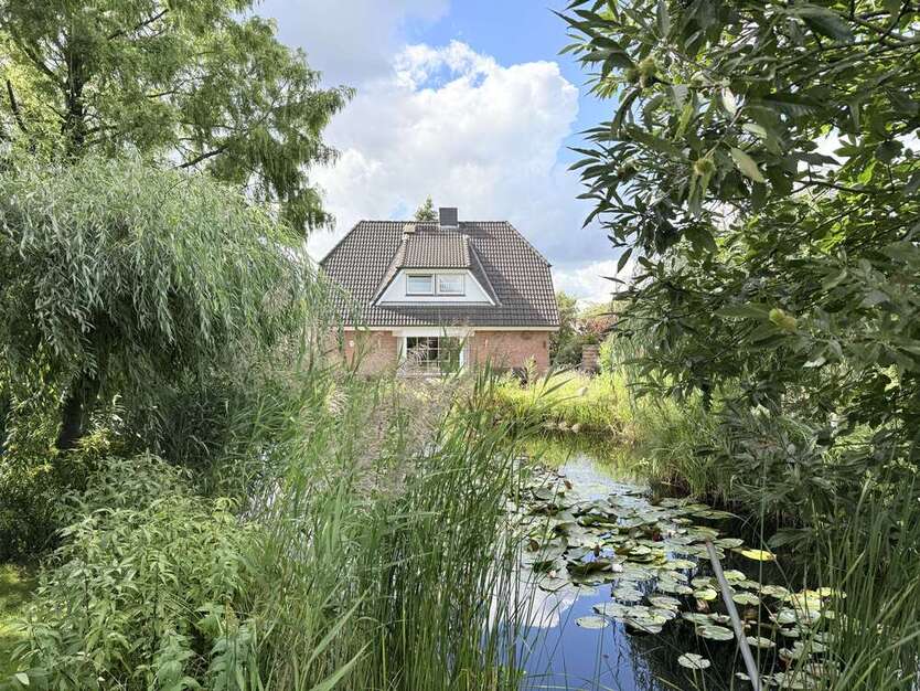 Haus zum Kaufen in Neumünster 398.000 € 137 m² 4 zimmer