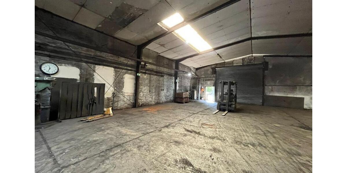 Gewerbeobjekt Lage - 2&euro; | Angebot:25152338