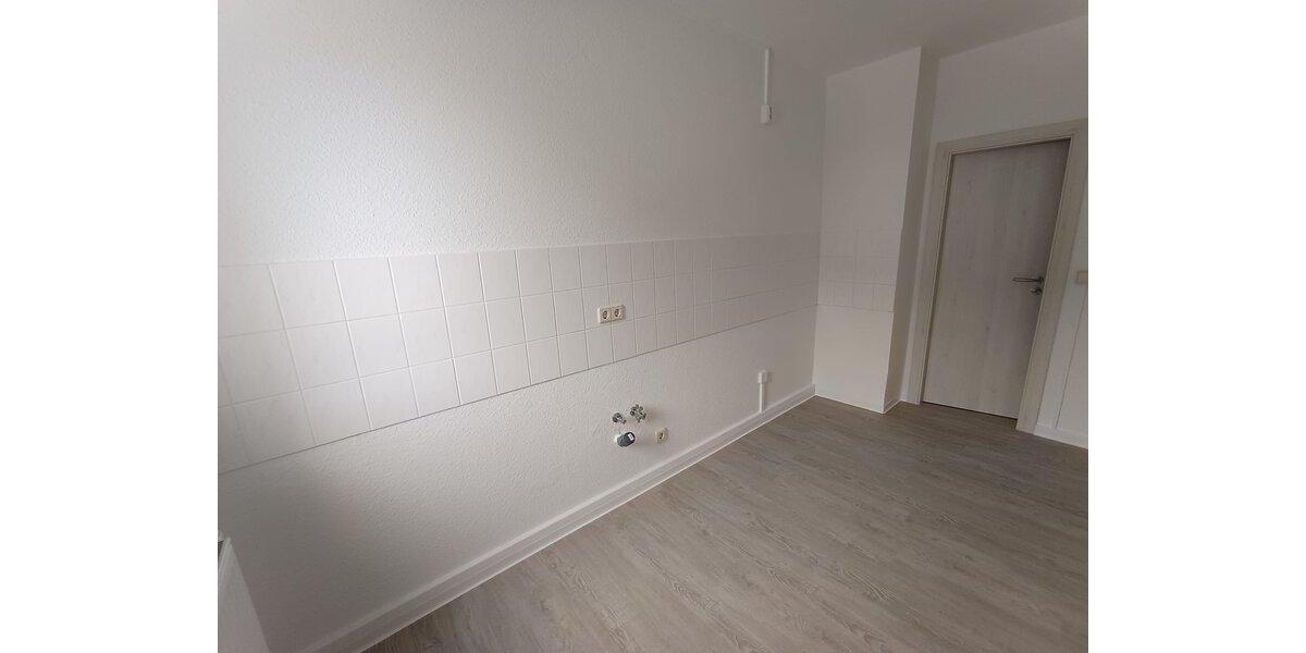 Etagenwohnung Treuen - 3 Zimmer, 62 m&sup2;, 370&euro; | Angebot:25324477