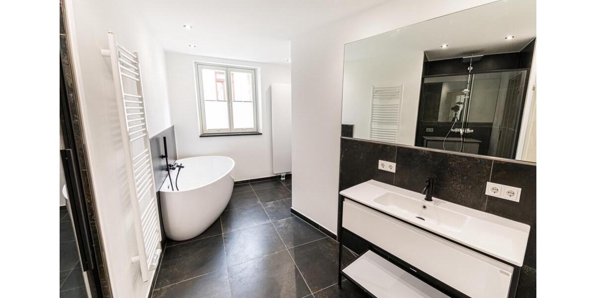 Einfamilienhaus Wismar Altstadt - 4 Zimmer, 140 m&sup2;, 1.800&euro; | Angebot:25221704