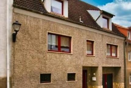 Haus Freyburg (Unstrut) - 7 Zimmer, 130 m&sup2;, 250.000&euro; | Angebot:27132366