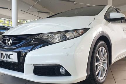 Honda Civic 70.917 km 13.490 &euro; Hamburg 22525