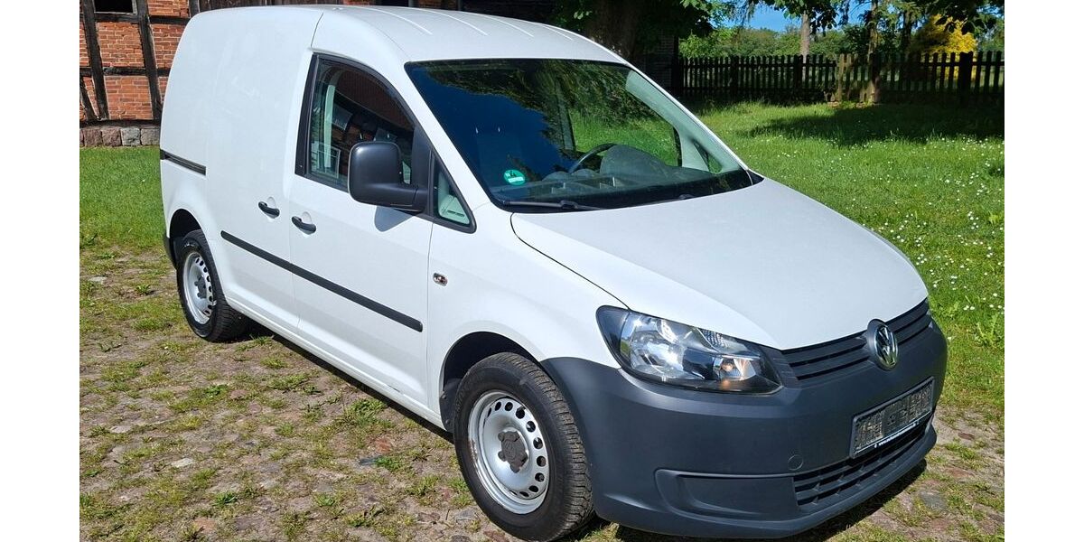 VW Caddy 149.000 km 5.300 &euro; Kalbe (Milde) OT Mösenthin 39624