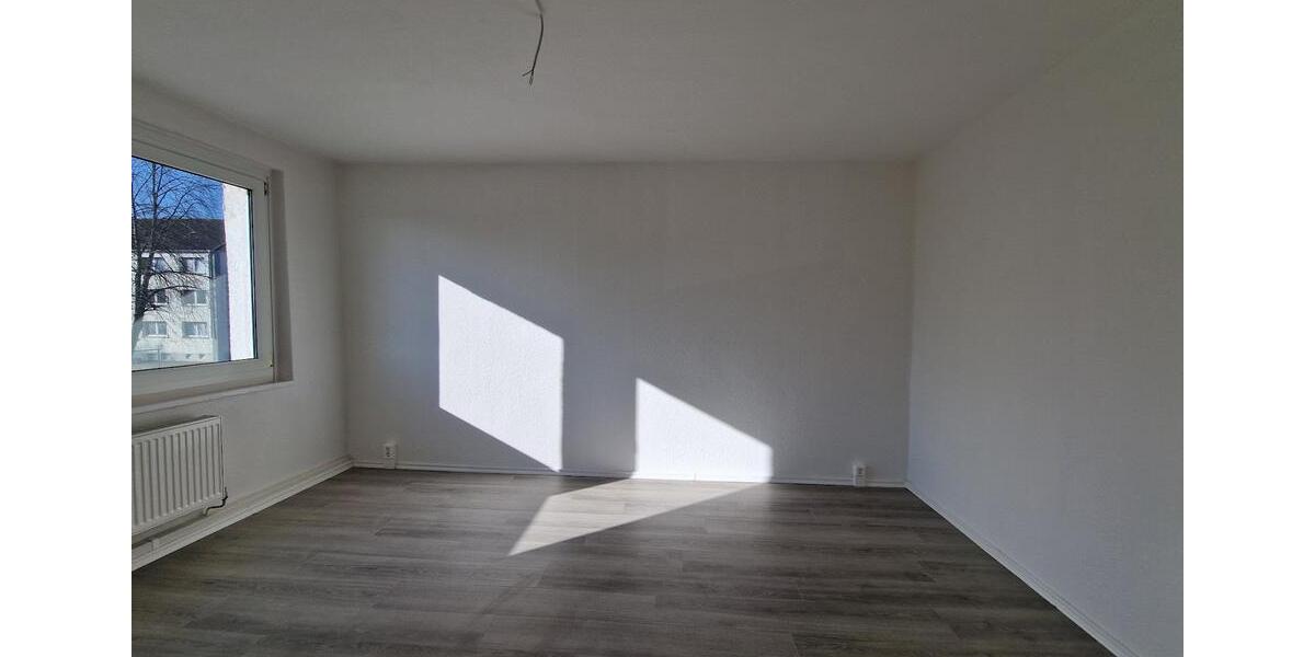 Etagenwohnung Kalbe (Milde) - 2 Zimmer, 48 m&sup2;, 145&euro; | Angebot:25379565
