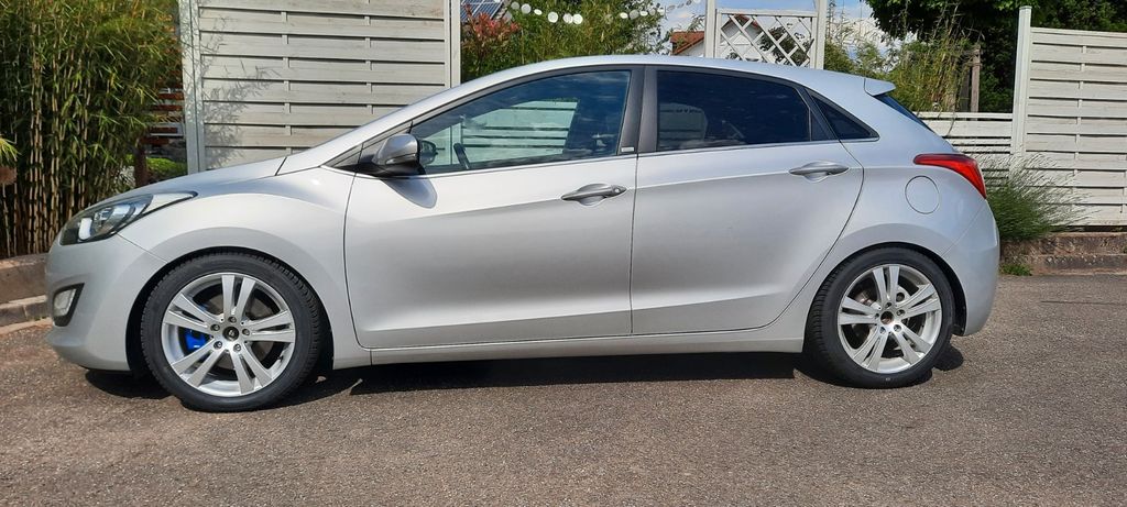 Hyundai i30 49.250 km 12.345 &euro; Achern 77855