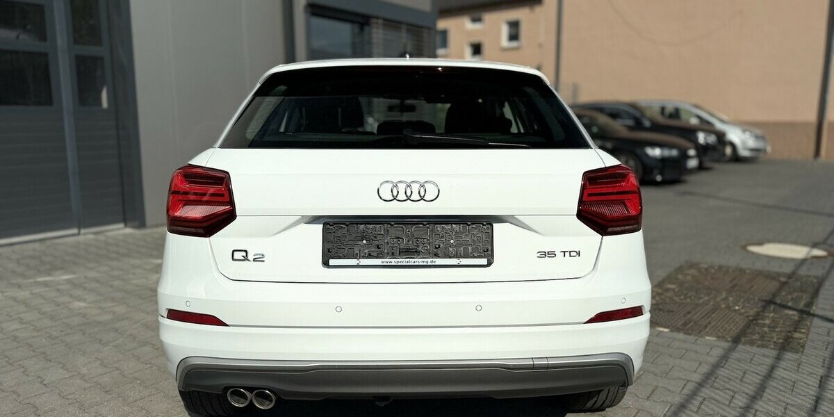 Audi Q2 35 TDI Sport / S Line / KeylessGO / AHK 55.000 km 25.180 &euro; Mönchengladbach 41066