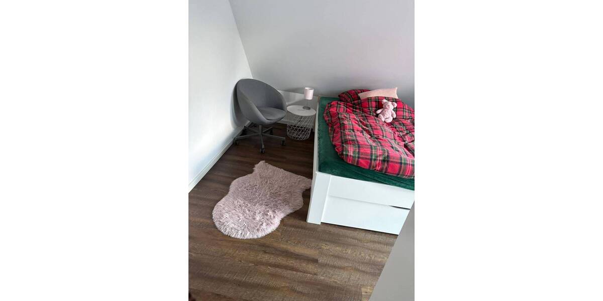 Doppelhaushälfte Pinneberg - 4 Zimmer, 118 m&sup2;, 1.790&euro; | Angebot:25969103