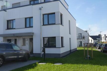 Neues KFW 40 Eckhaus Tarforster Höhe mit schöner Dachterrasse und schönem Garten 5 zimmer