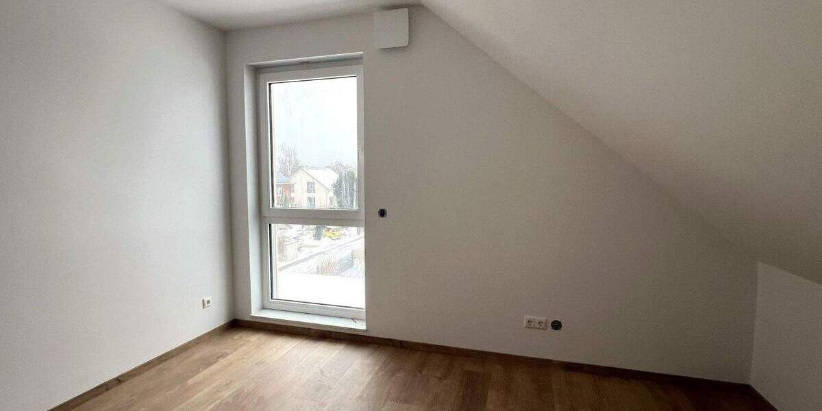 Doppelhaushälfte Leipzig Burghausen-Rückmarsdorf - 6 Zimmer, 158 m&sup2;, 2.675&euro; | Angebot:24367280