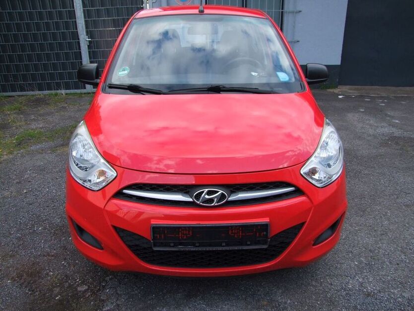 i10