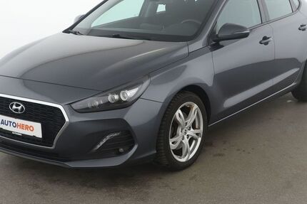 Hyundai i30 82.911 km 14.720 € Dresden 01187