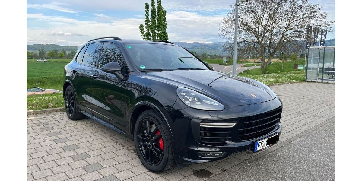 Porsche Cayenne 125.000 km 37.000 &euro; Bad Krozingen 79189