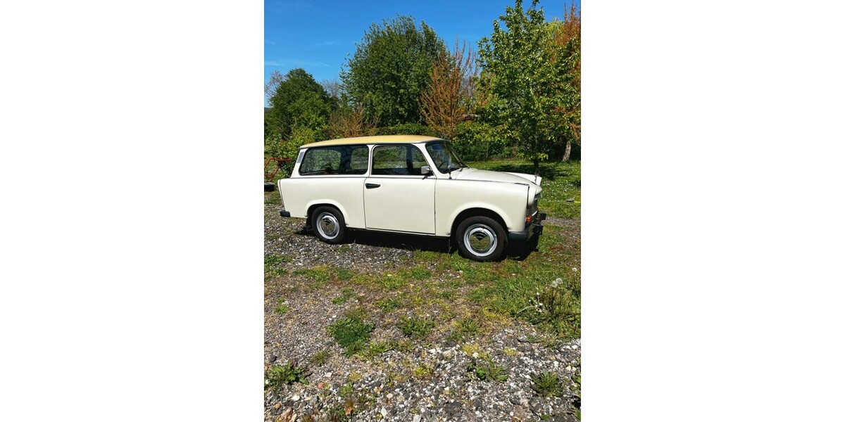 Trabant 601 16.995 km 6.900 &euro; Bechstedtstraß 
