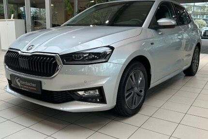 Skoda Fabia 13.614 km 23.490 &euro; Saarbrücken 66130