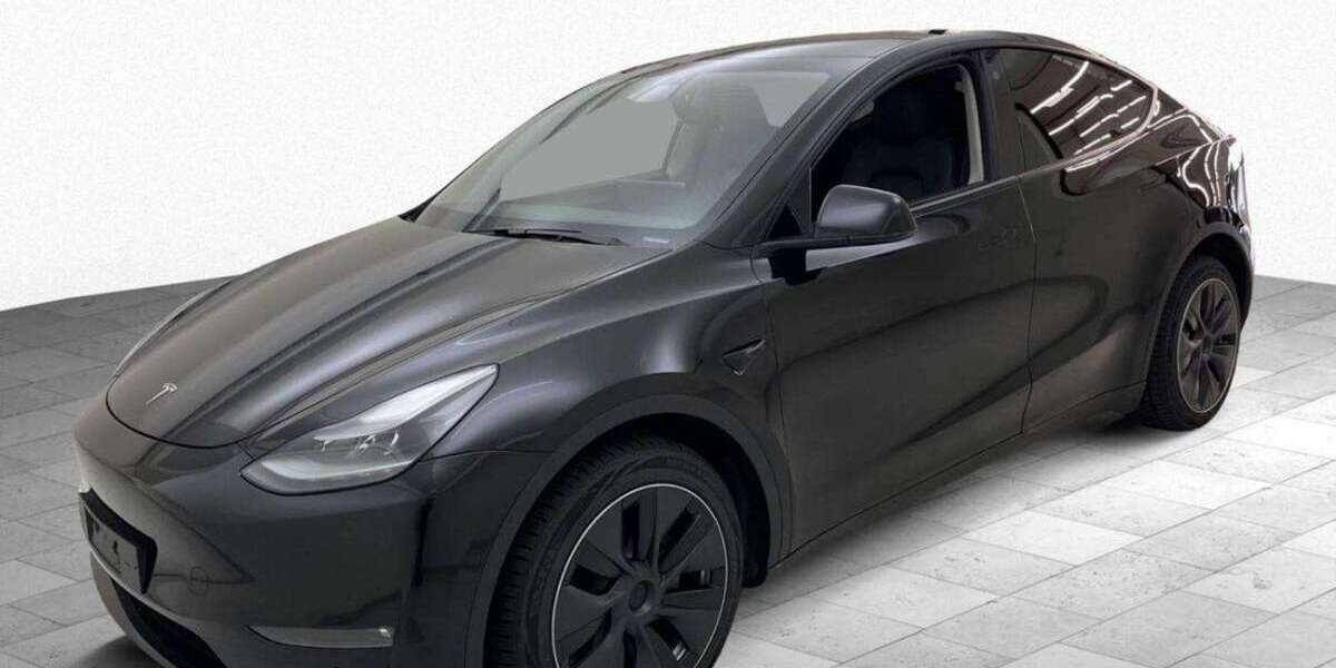 Tesla Model Y 35.864 km 34.750 &euro; Herges-Hallenberg 98587