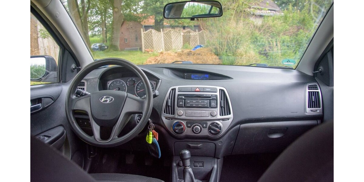 Hyundai i20 193.000 km 5.800 &euro; Visselhövede 27374