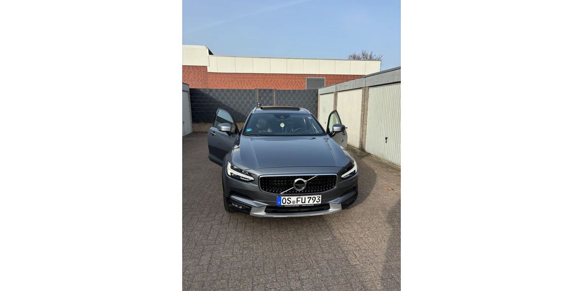 Volvo V90 Cross Country 164.000 km 28.500 &euro; Bad Rothenfelde 49214