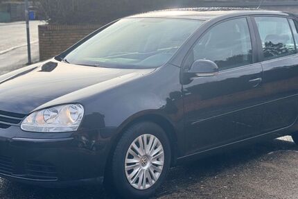 VW Golf 144.320 km 4.750 &euro; bonn 53175