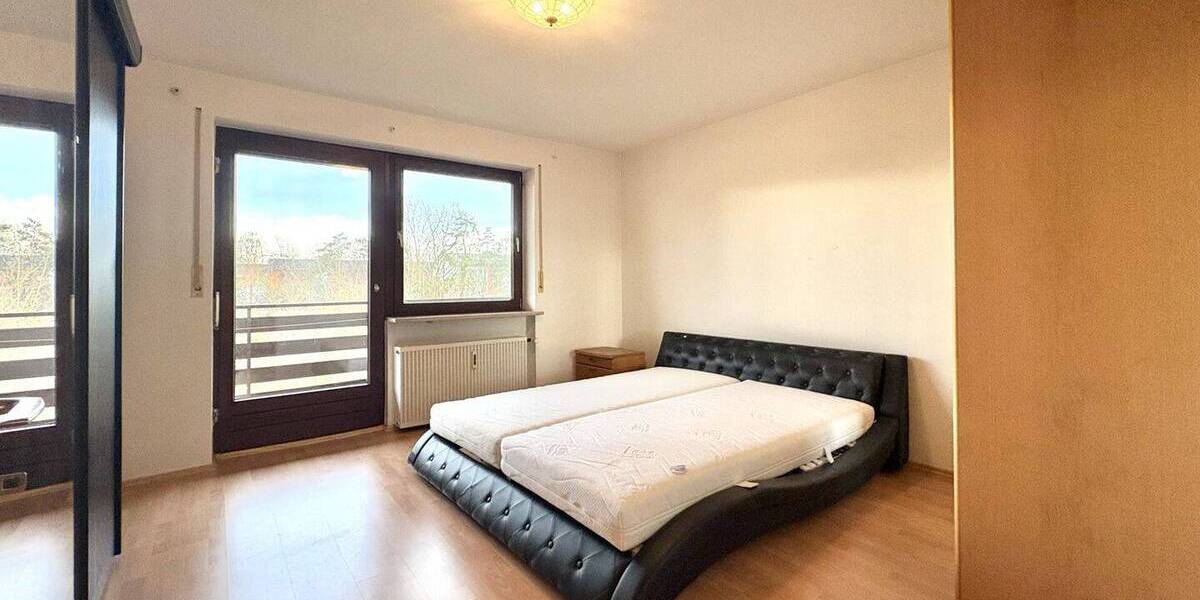 Mehrfamilienhaus, Wohnhaus Manching - 8 Zimmer, 212 m&sup2;, 590.000&euro; | Angebot:26291532