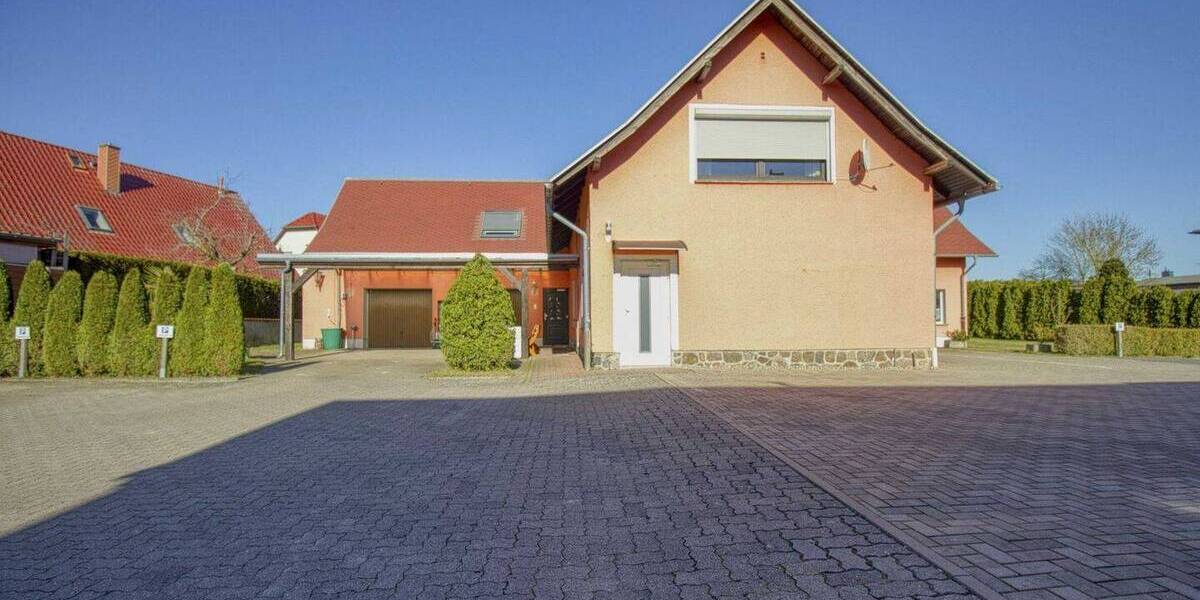 Mehrfamilienhaus, Wohnhaus Waren (Müritz) Warenshof - 1 Zimmer, 292 m&sup2;, 1.125.000&euro; | Angebot:26156066