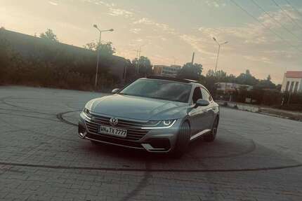 VW Arteon 219.000 km 19.300 &euro; Bittenfeld (Waiblingen) 71336