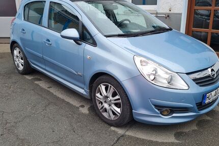 Opel Corsa 72.844 km 2.950 &euro; HOF 95032