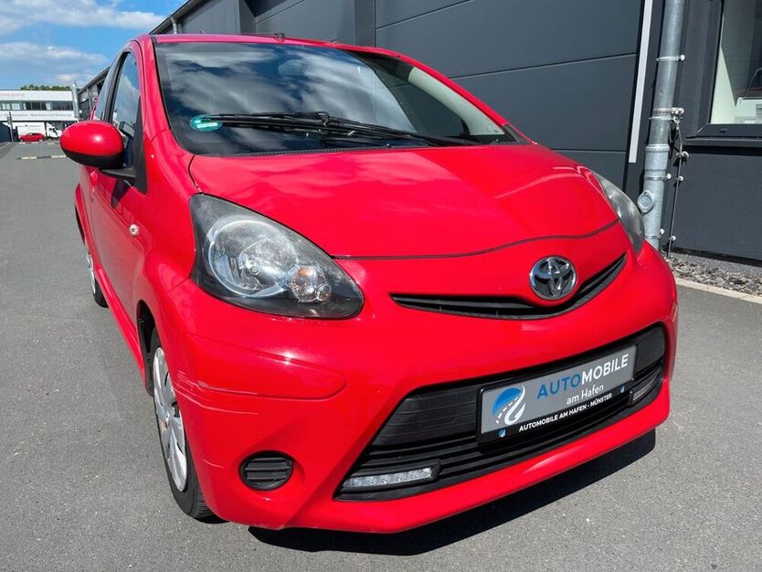 Aygo (X)