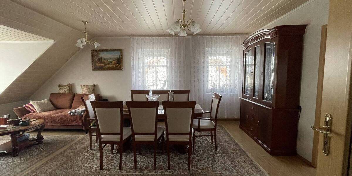 Etagenwohnung Heidenau - 4 Zimmer, 97 m&sup2;, 190.000&euro; | Angebot:25749440