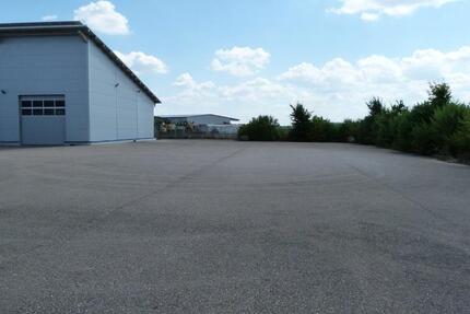 Freifläche zu vermieten zimmer