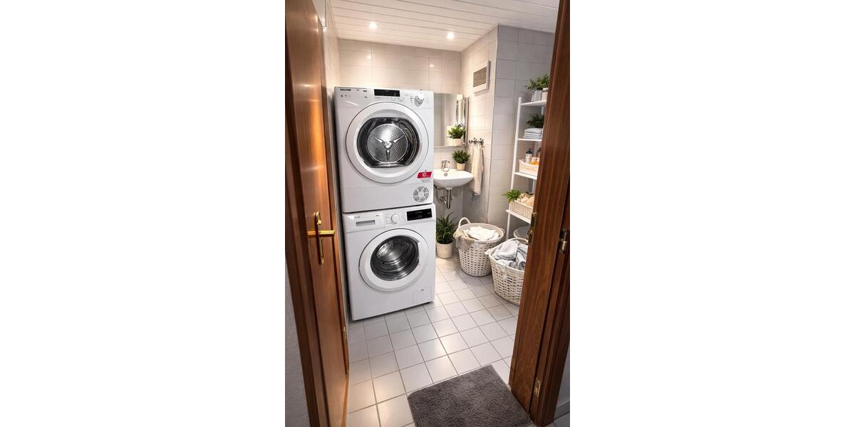 Dachgeschoßwohnung Mannheim Neckarstadt-Ost - 4 Zimmer, 102 m&sup2;, 265.000&euro; | Angebot:25768093