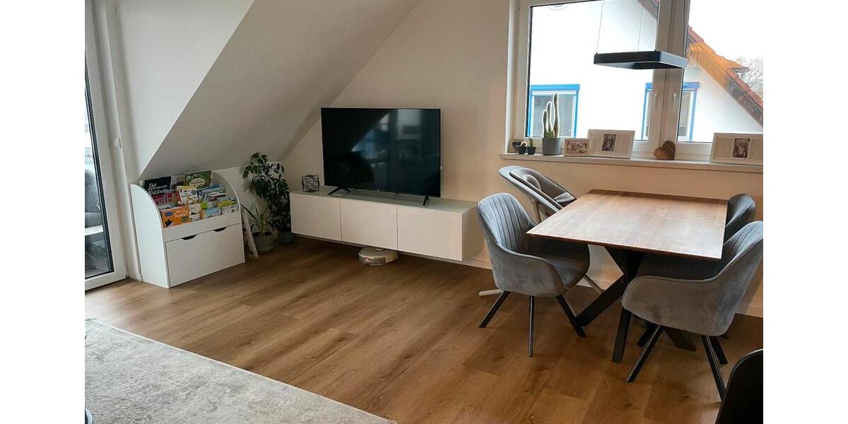 Dachgeschoßwohnung Salem - 4 Zimmer, 90 m&sup2;, 1.260&euro; | Angebot:25325074