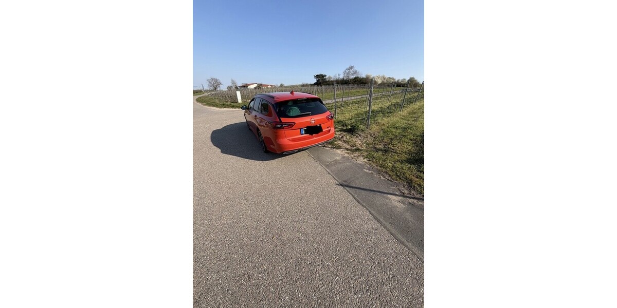 Opel Insignia Sports Tourer 102.000 km 17.699 &euro; Bad Dürkheim 67098