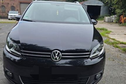 VW Touran 180.000 km 9.500 &euro; Waddewarden 26434
