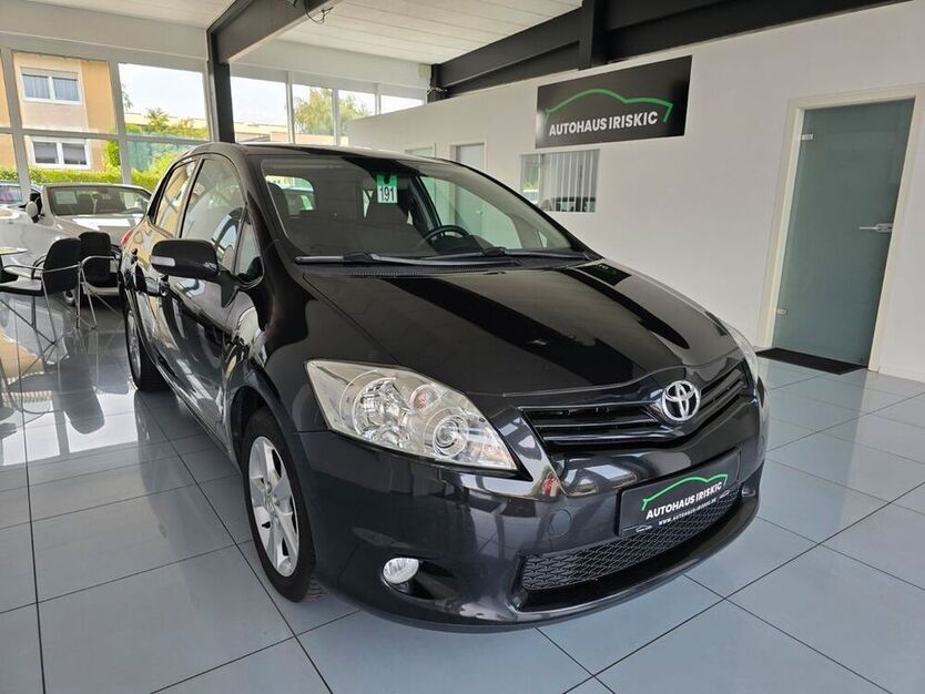 Auris