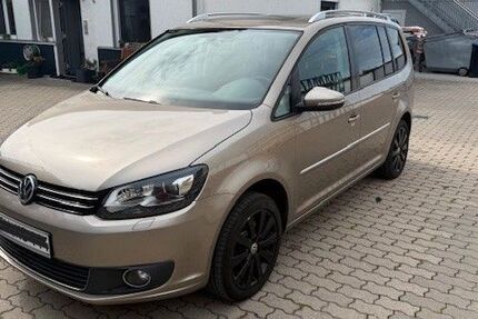 VW Touran 209.000 km 6.950 &euro; Niederwerrn 97464