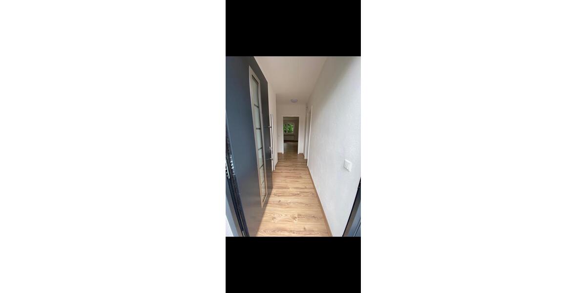 Erdgeschoßwohnung Teublitz - 2.5 Zimmer, 65 m&sup2;, 690&euro; | Angebot:24362912