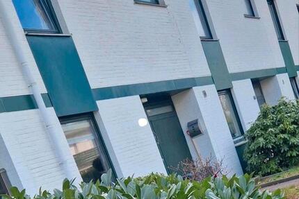 Haus Geesthacht - 4 Zimmer, 103 m&sup2;, 1.650&euro; | Angebot:25639818