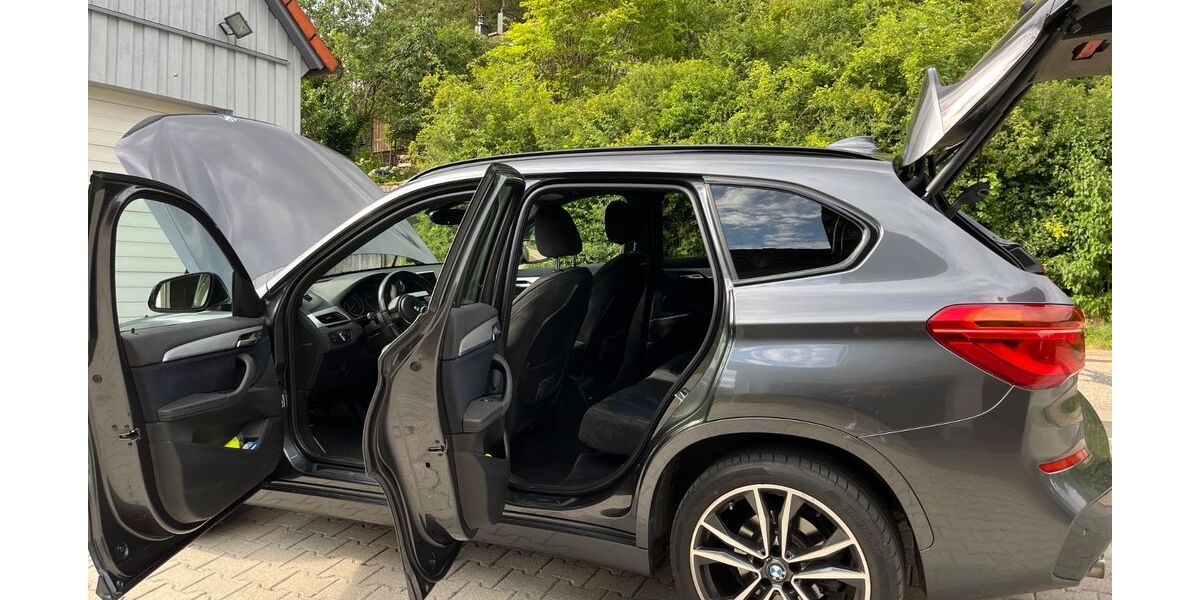 BMW X1 143.000 km 14.999 &euro; Etzelwang 92268