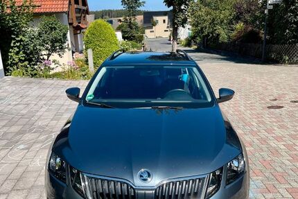 Skoda Octavia 42.180 km 16.999 &euro; Leupoldsgrün 95191