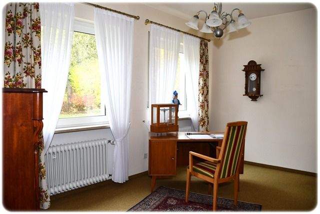 Doppelhaushälfte Korbach - 6 Zimmer, 185 m&sup2;, 269.000&euro; | Angebot:25709283