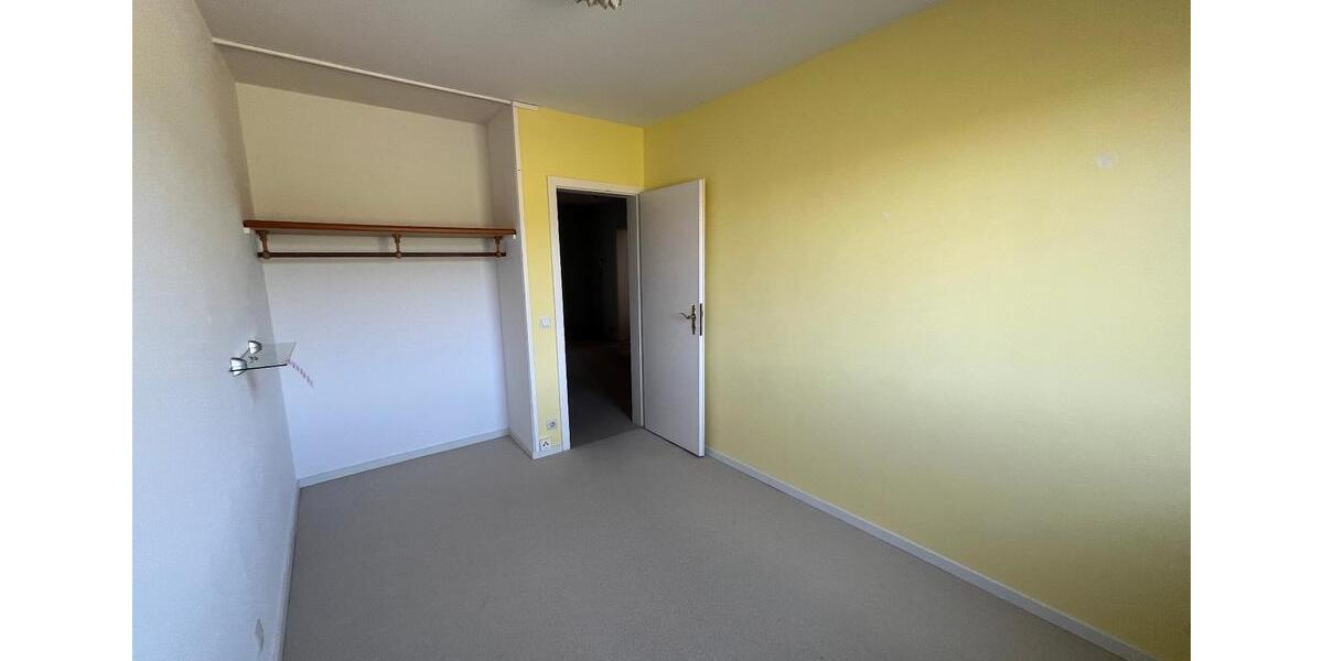 Etagenwohnung Göttingen Oststadt - 3 Zimmer, 92 m&sup2;, 300.000&euro; | Angebot:25273452