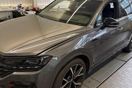 VW Touareg 75.071 km 54.509 &euro; Hagen 58091
