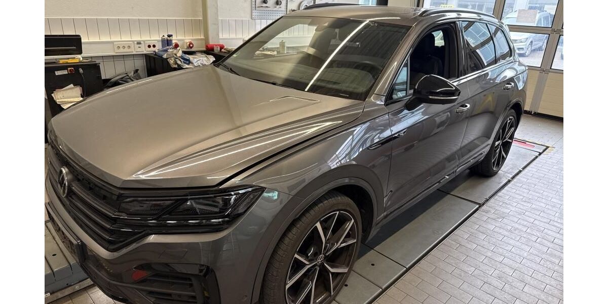 VW Touareg 75.071 km 54.509 &euro; Hagen 58091