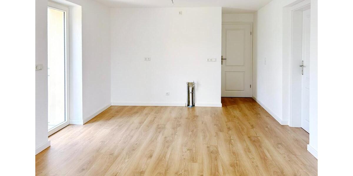 Etagenwohnung Herrnhut - 5 Zimmer, 148 m&sup2;, 1.184&euro; | Angebot:25418641