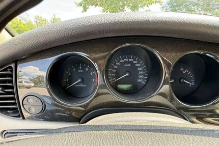 Jaguar XJR